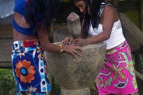 Jóvenes embera Jóvenes embera